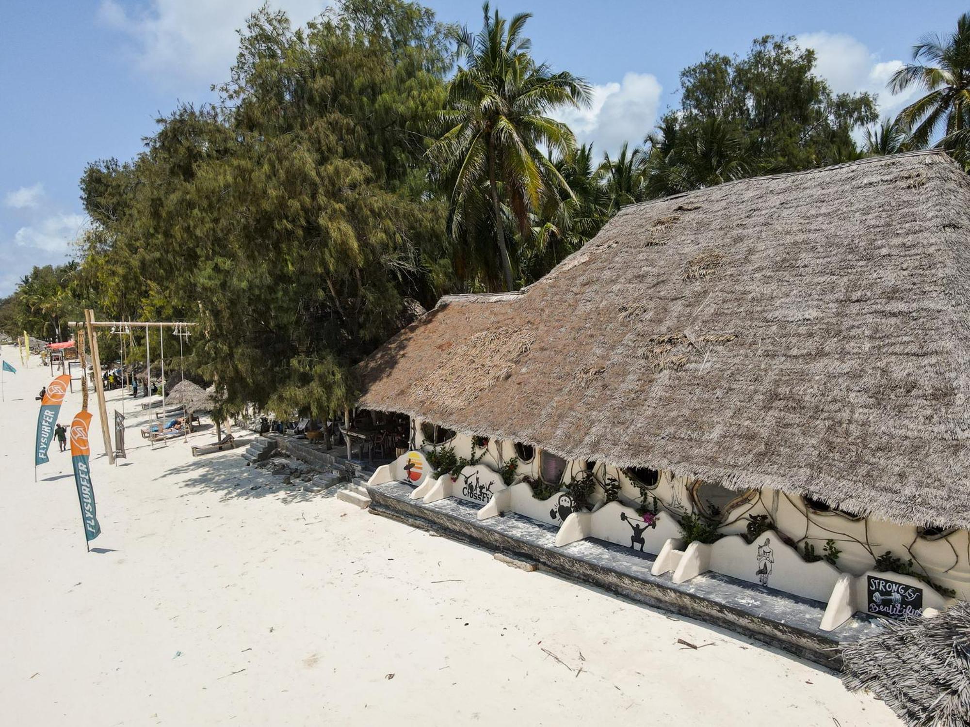Kinazi Upepo Beach Eco Lodge Paje Exterior foto